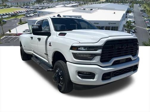 2025 RAM 3500 Big Horn Crew Cab 4x4 8' Box