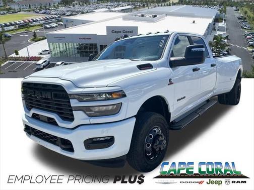 2025 RAM 3500 Big Horn Crew Cab 4x4 8' Box