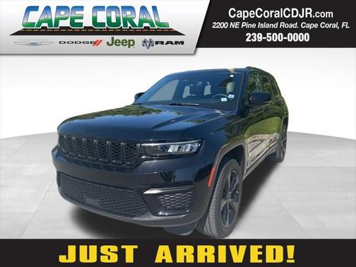 2023 Jeep Grand Cherokee Altitude