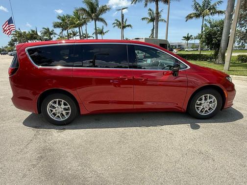 2026 Chrysler Pacifica L