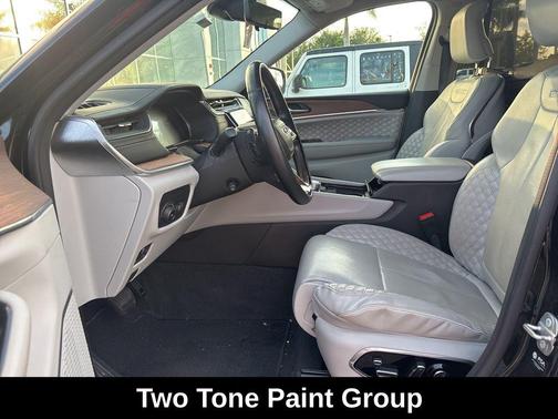 Diamond Black Crystal Pearlcoat 2021 Jeep Grand Cherokee L Summit