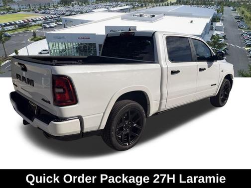 Ivory White Tri-Coat Pearlcoat 2026 RAM 1500 Laramie