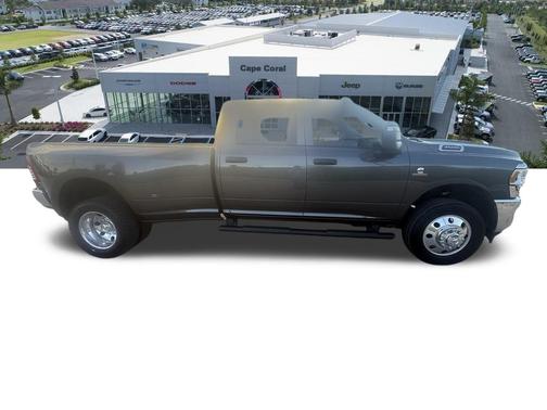 2024 RAM 3500 Tradesman Crew Cab 4x4 8' Box