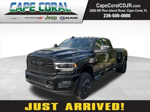 2024 RAM 3500 Laramie Crew Cab 4x4 8' Box