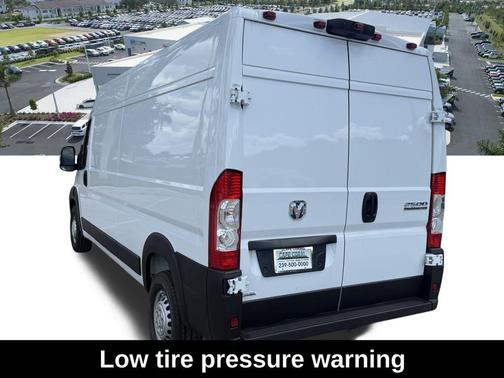 2025 RAM ProMaster 2500 Tradesman