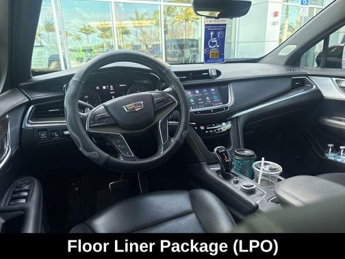 2020 Cadillac XT5 Sport