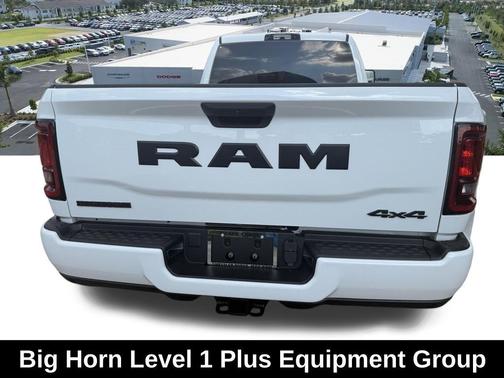 Bright White Clearcoat 2026 RAM 3500 Big Horn Crew Cab 4x4 8' Box