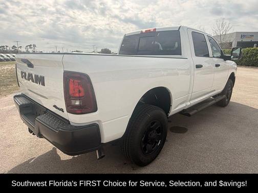 2026 RAM 2500 Tradesman Crew Cab 4x4 6'4' Box