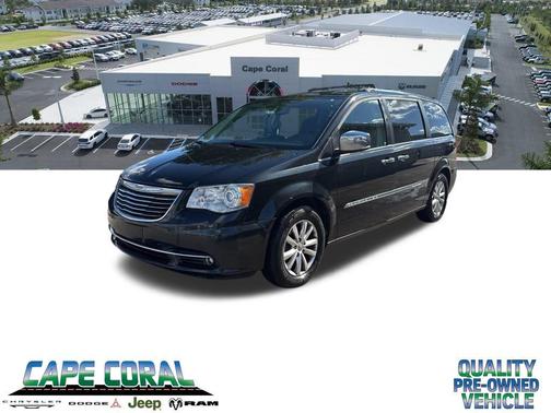 2016 Chrysler Town & Country Limited Platinum