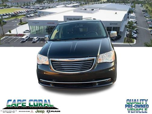 2016 Chrysler Town & Country Limited Platinum