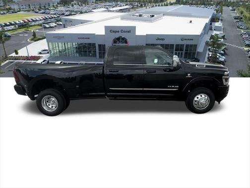 2025 RAM 3500 Limited Crew Cab 4x4 8' Box