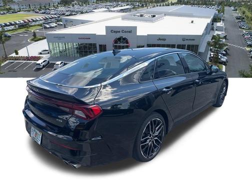 Ebony Black 2024 Kia K5 GT