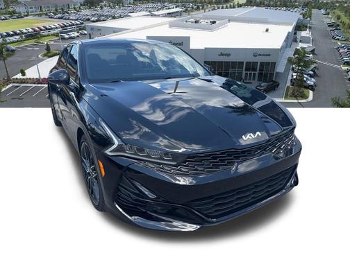 Ebony Black 2024 Kia K5 GT