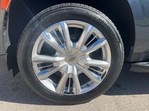 2021 Chevrolet Suburban 2WD High Country