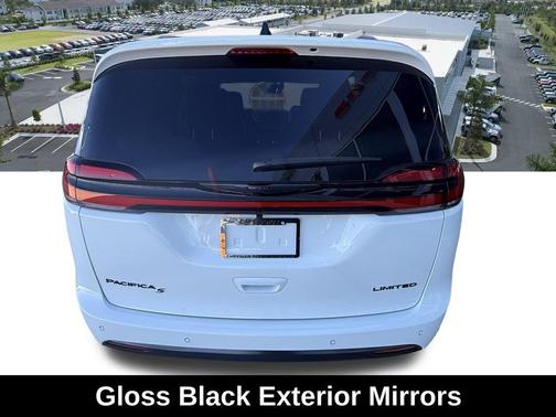 2026 Chrysler Pacifica Limited