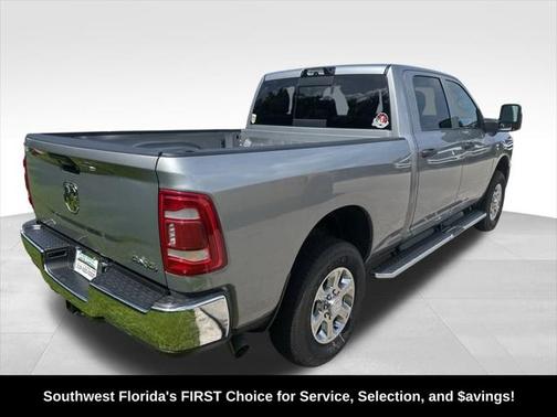 2024 RAM 3500 Tradesman Crew Cab 4x4 6'4' Box