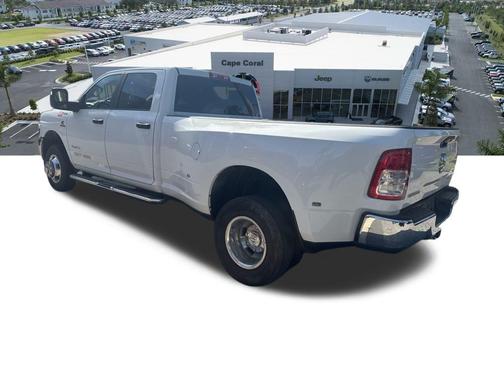 2024 RAM 3500 Big Horn Crew Cab 4x4 8' Box