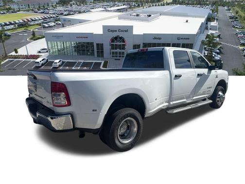 2024 RAM 3500 Big Horn Crew Cab 4x4 8' Box