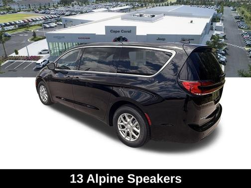 Diamond Black Crystal Pearlcoat 2027 Chrysler Pacifica L