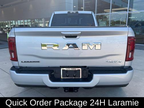 2026 RAM 3500 Laramie Crew Cab 4x4 8' Box