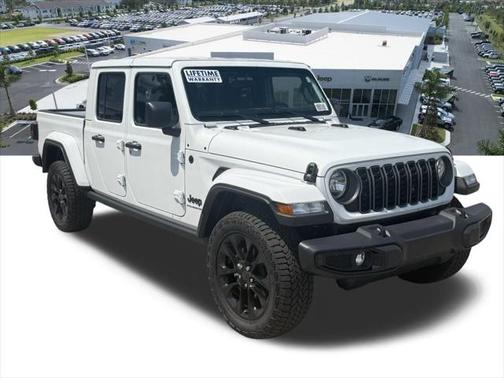 2025 Jeep Gladiator Nighthawk