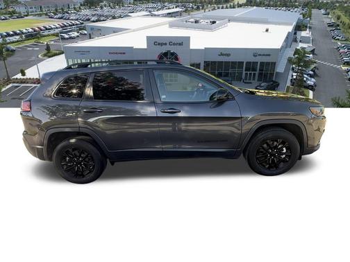 2023 Jeep Cherokee Altitude