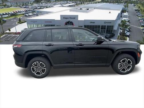 2023 Jeep Grand Cherokee 4xe Trailhawk