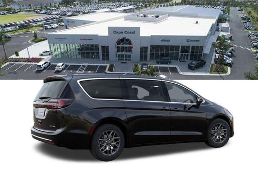 Diamond Black Crystal Pearlcoat 2027 Chrysler Pacifica Limited