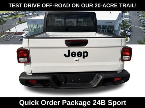 2026 Jeep Gladiator Sport