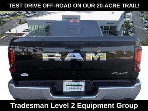 Diamond Black Crystal Pearlcoat 2026 RAM 2500 Tradesman