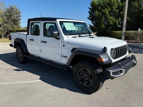 2026 Jeep Gladiator Sport