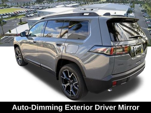 sting-gray clearcoat 2026 Jeep Cherokee Overland