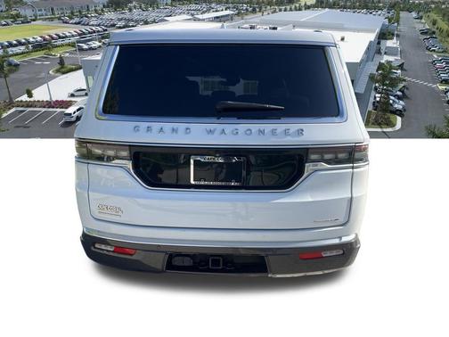 Diamond Black Crystal Pearlcoat 2022 Jeep Grand Wagoneer Series I 4x4
