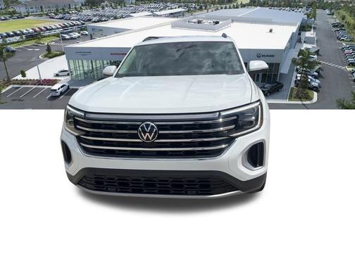 Pure White 2024 Volkswagen Atlas 2.0T SE