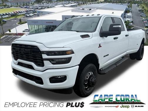 2025 RAM 3500 Big Horn Crew Cab 4x4 8' Box
