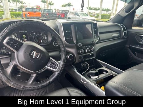 Patriot Blue Pearlcoat 2024 RAM 1500 Big Horn/Lone Star