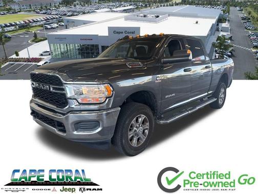2020 RAM 2500 Tradesman Crew Cab 4X4 6'4' Box