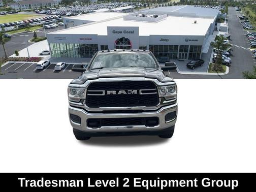 2020 RAM 2500 Tradesman Crew Cab 4X4 6'4' Box