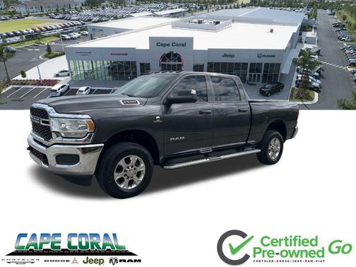 2020 RAM 2500 Tradesman Crew Cab 4X4 6'4' Box