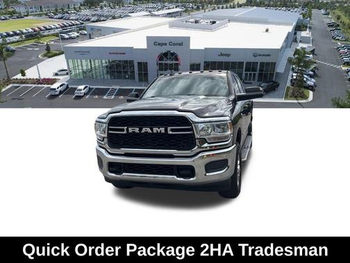 2020 RAM 2500 Tradesman Crew Cab 4X4 6'4' Box