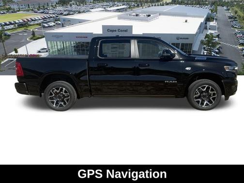 Diamond Black Crystal Pearlcoat 2026 RAM 1500 Laramie