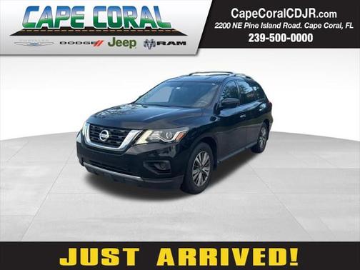 2020 Nissan Pathfinder S 2WD