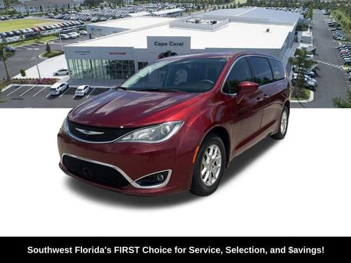 Velvet Red Pearlcoat 2020 Chrysler Pacifica Touring
