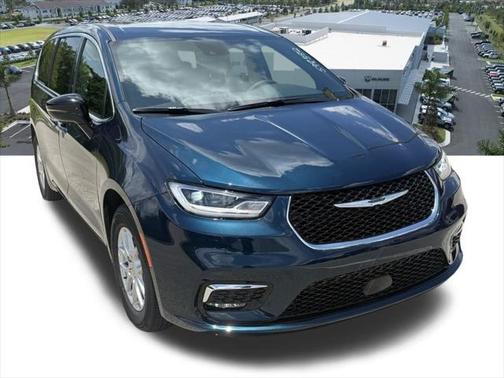 2025 Chrysler Pacifica L