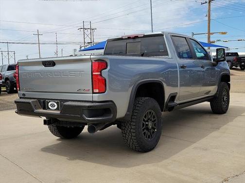 2025 Chevrolet Silverado 2500 4WD Crew Cab Standard Bed ZR2