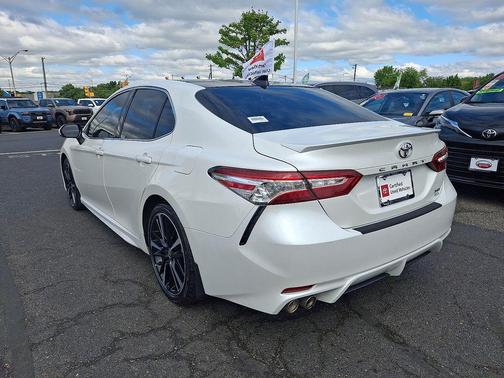 Wind Chill Pearl 2020 Toyota Camry XSE