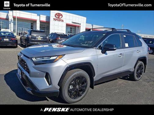 2025 Toyota RAV4 Hybrid SE