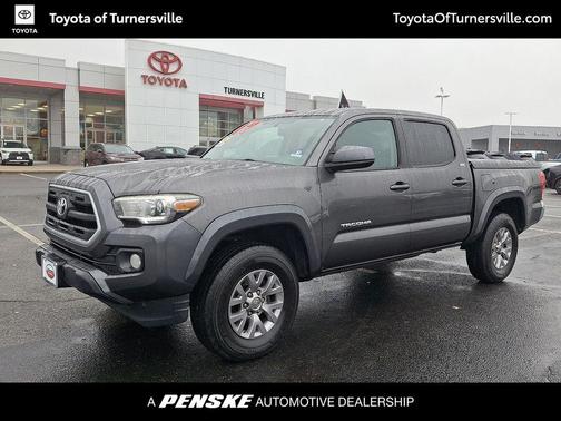 2017 Toyota Tacoma SR5