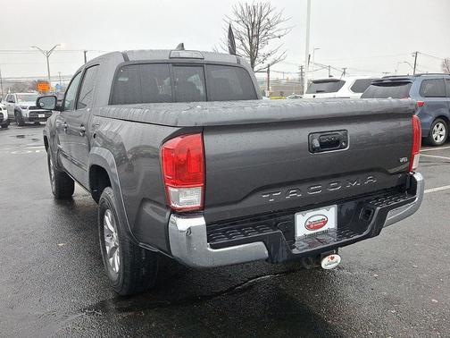 2017 Toyota Tacoma SR5