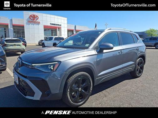Platinum Gray Metallic 2025 Volkswagen Taos 1.5T SEL